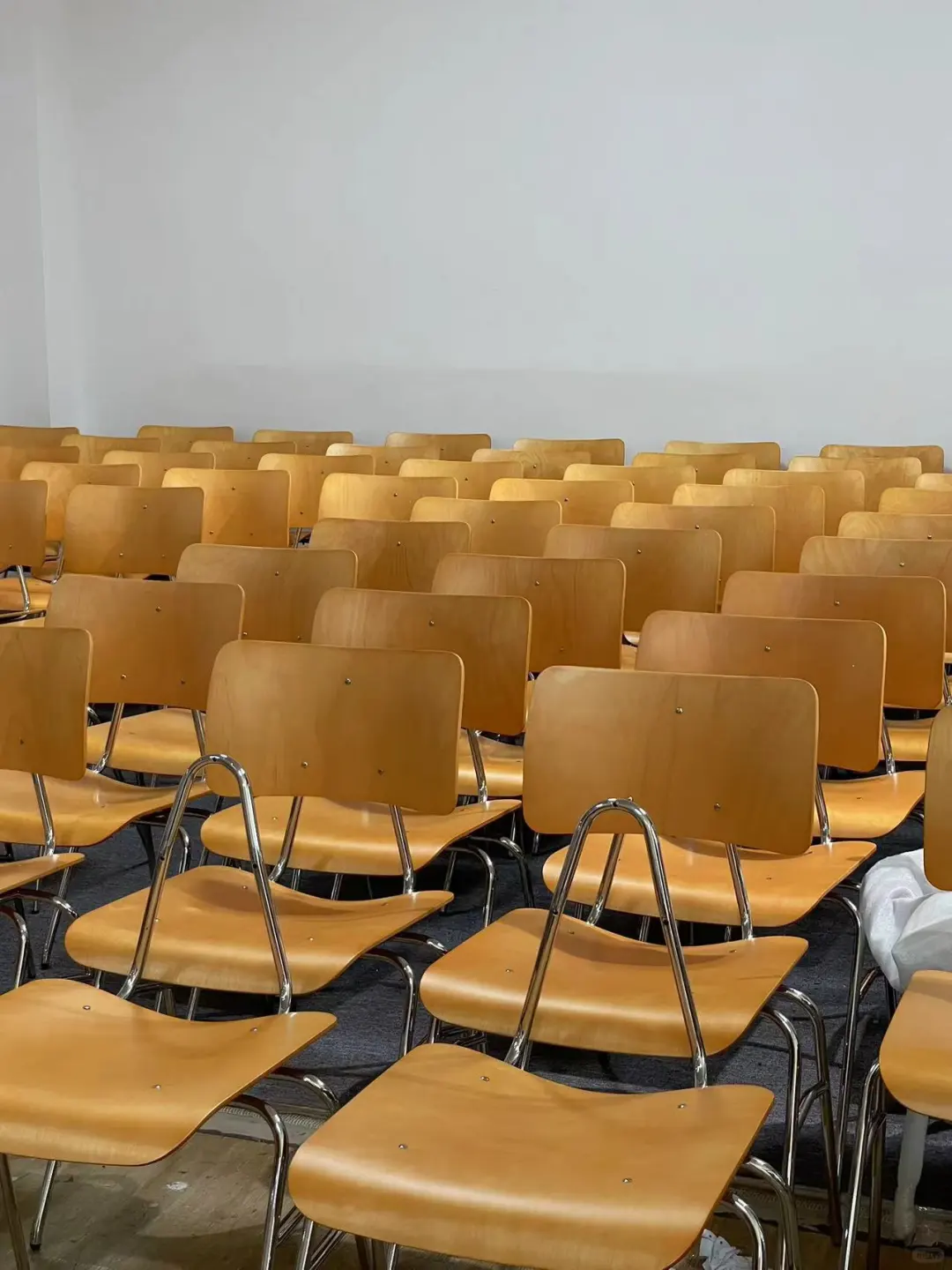 即将交付的304椅