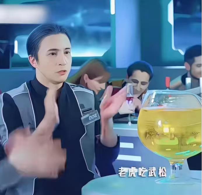 杨迪：“动物园里有什么？犀牛、河马、长颈鹿、兔子、斑马、藏羚羊、狮子、老虎、土拨