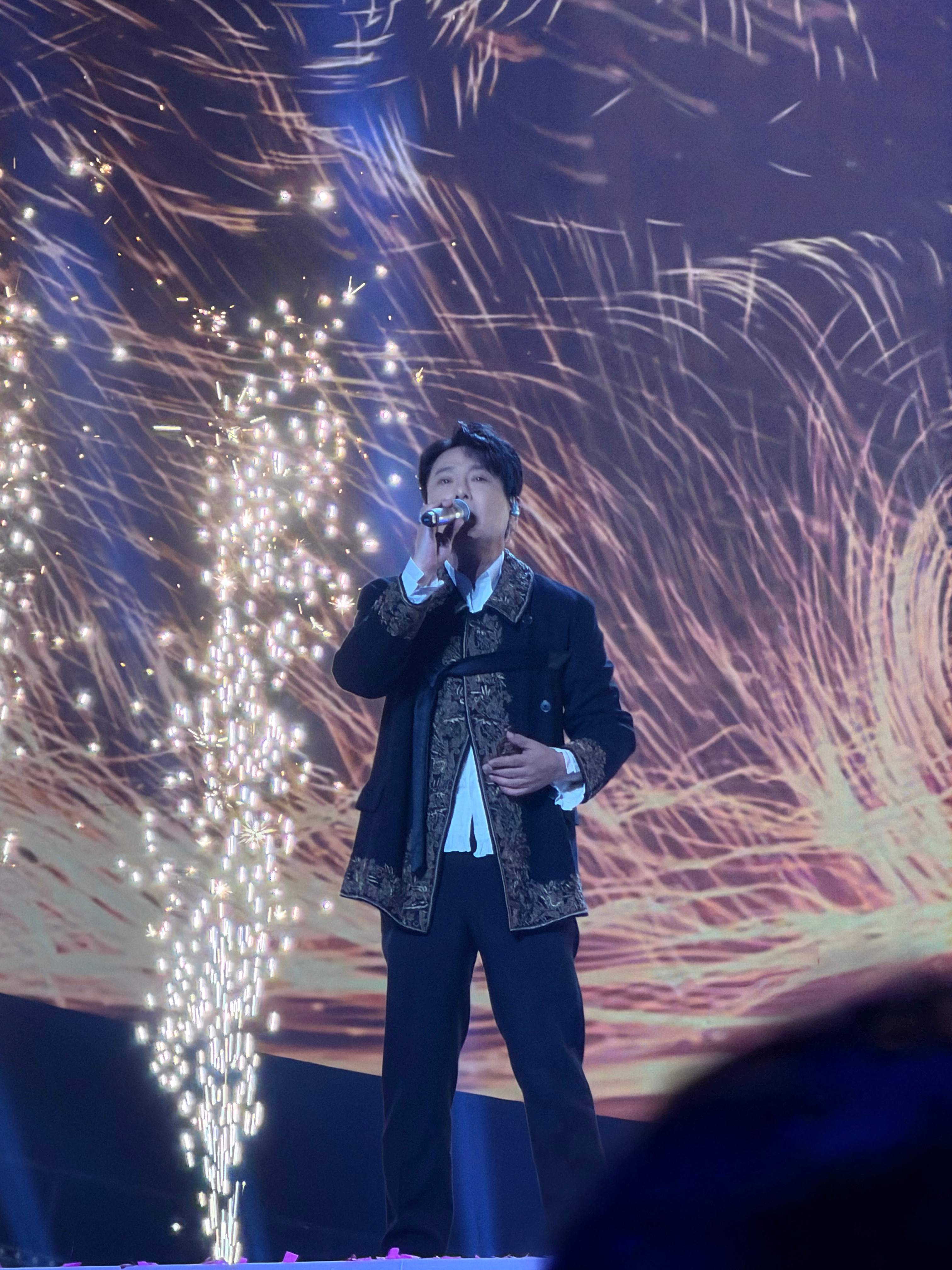 当科技公司办起演唱会，我看到了不一样的“硬核浪漫”……追觅新式年会 谁能想到，一