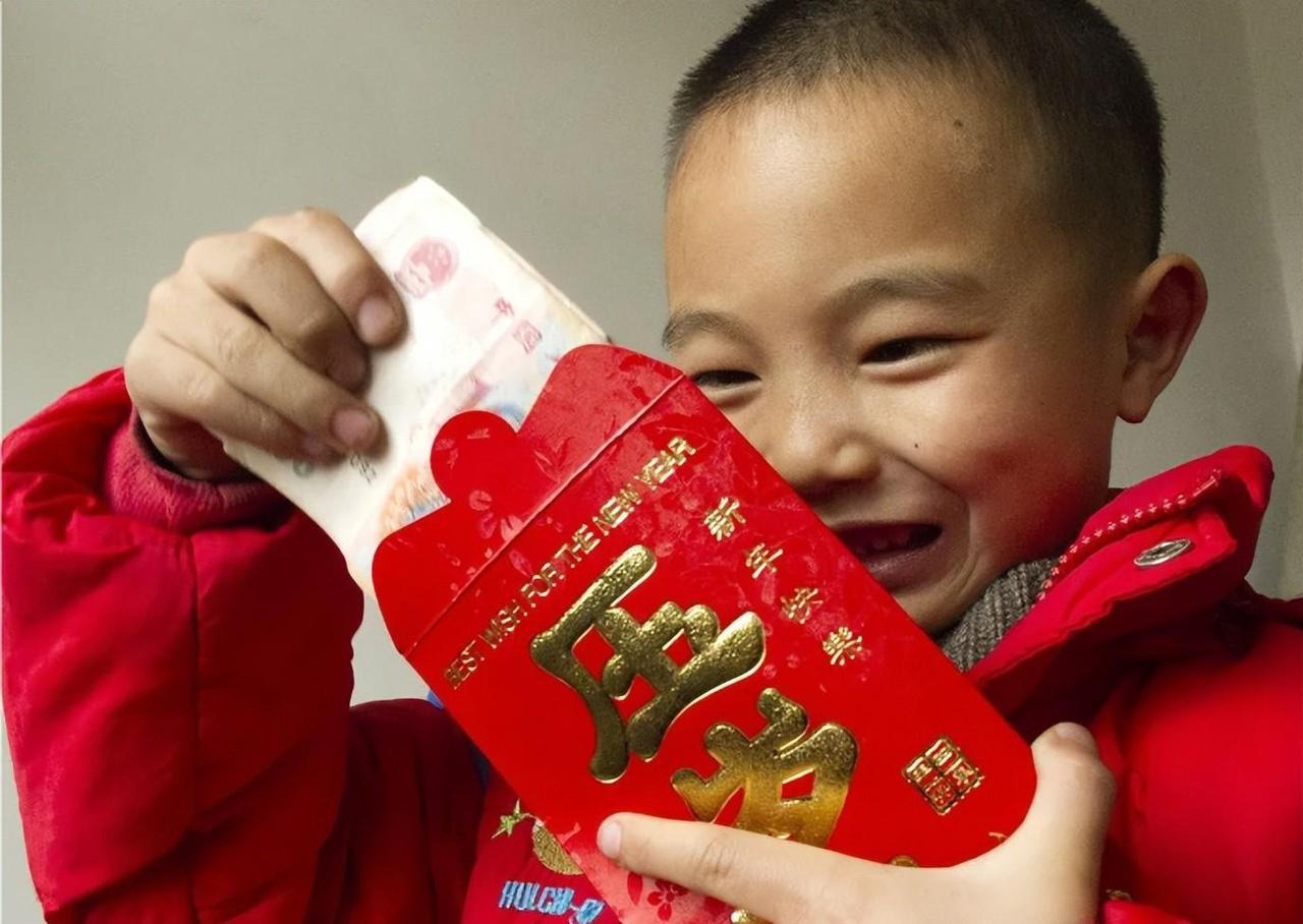 这两天，有一件事挺伤脑筋，请网友们帮我出出主意。

这不是春节嘛，会有晚辈陆续上