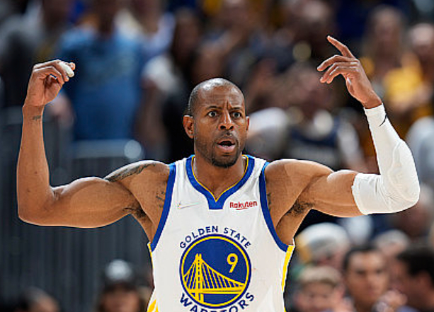 伊戈达拉谈自己15年FMVP：“说实话，这其实没什么，我明白这意味着什么，你知道