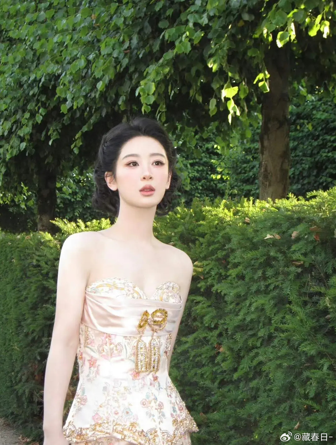 妈呀 杨紫ccd出图更是美神来的啊！！！！！！！ 