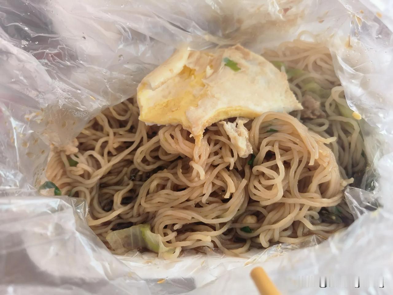 荔枝狗肉节，玉柴发动机，中药材市场，香料市场，测测粉……