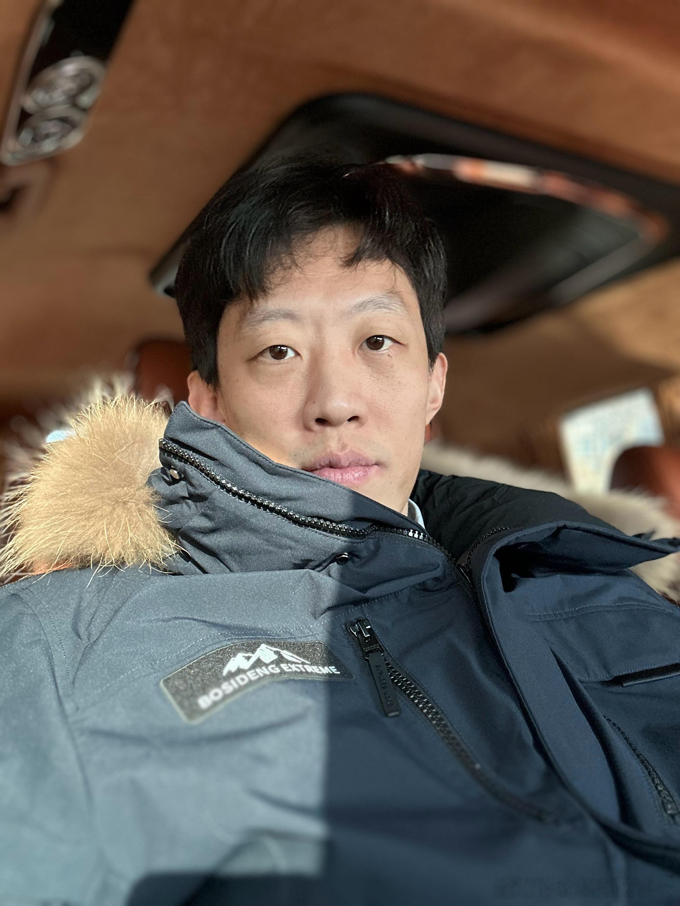 还是得美颜，训练去了。 