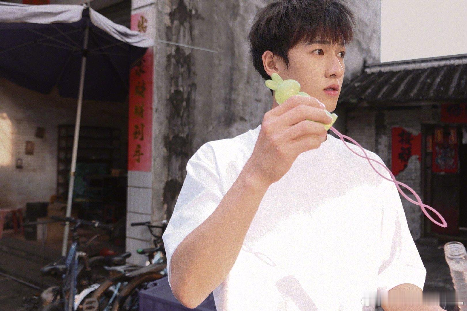 是清爽男大李昀锐哥哥没错了！～｜李昀锐