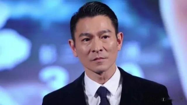 经常捐款的5位男明星[玫瑰]

第1，不老男神刘德华

第2，时代偶像古天乐

