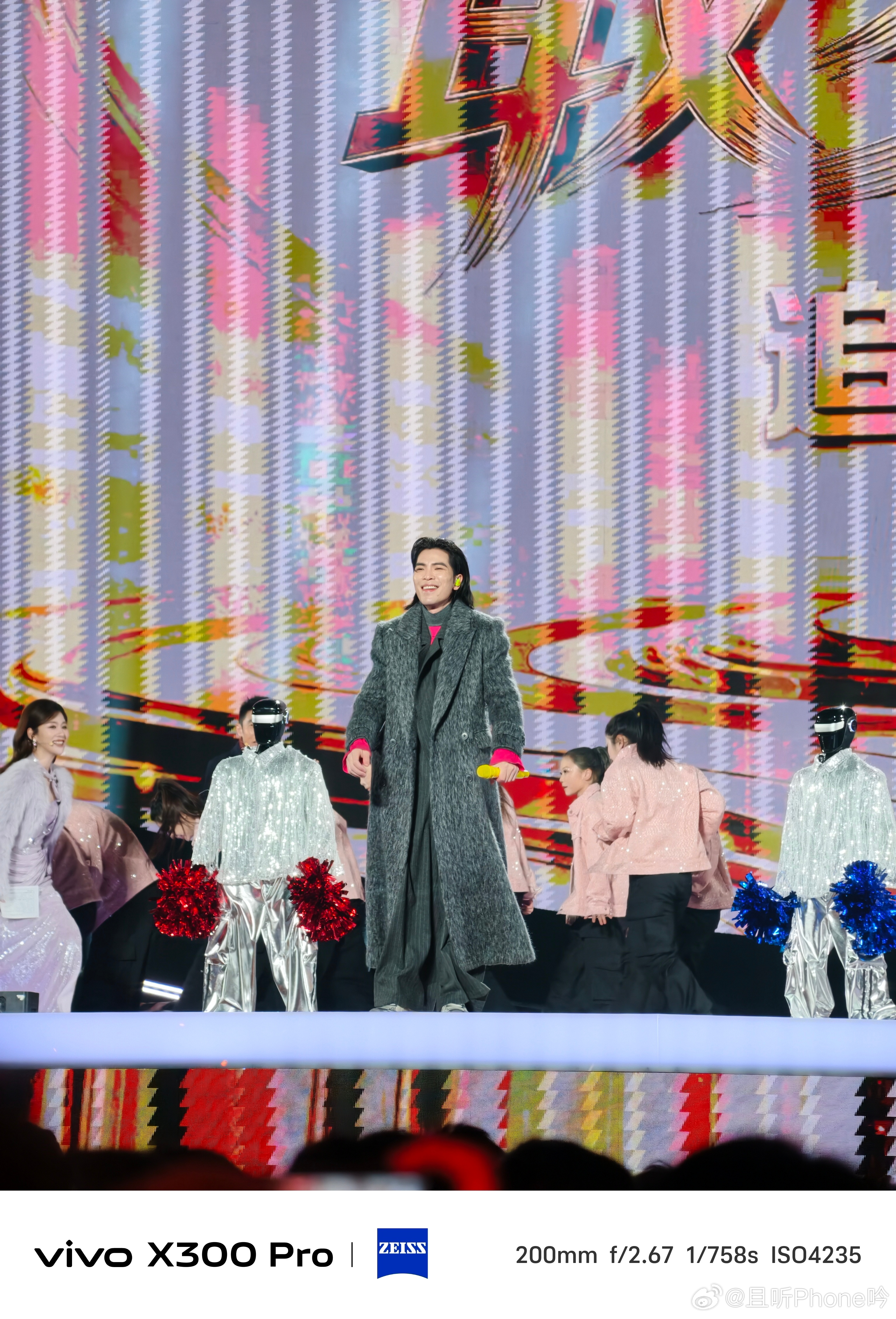 网页链接 结果点赞数由高到低荣耀Magic 8 Pro/vivo X300 Pr