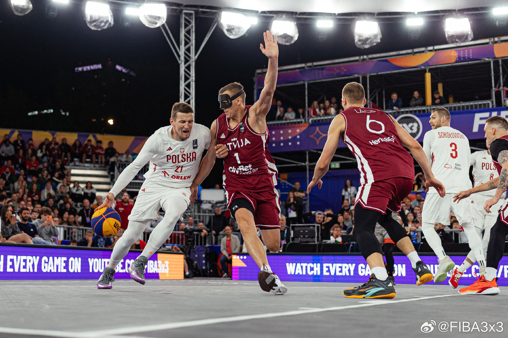 FIBA3x3世界杯第二比赛日结束，男、女篮B、D组排名形势暂时如下：男篮B组：