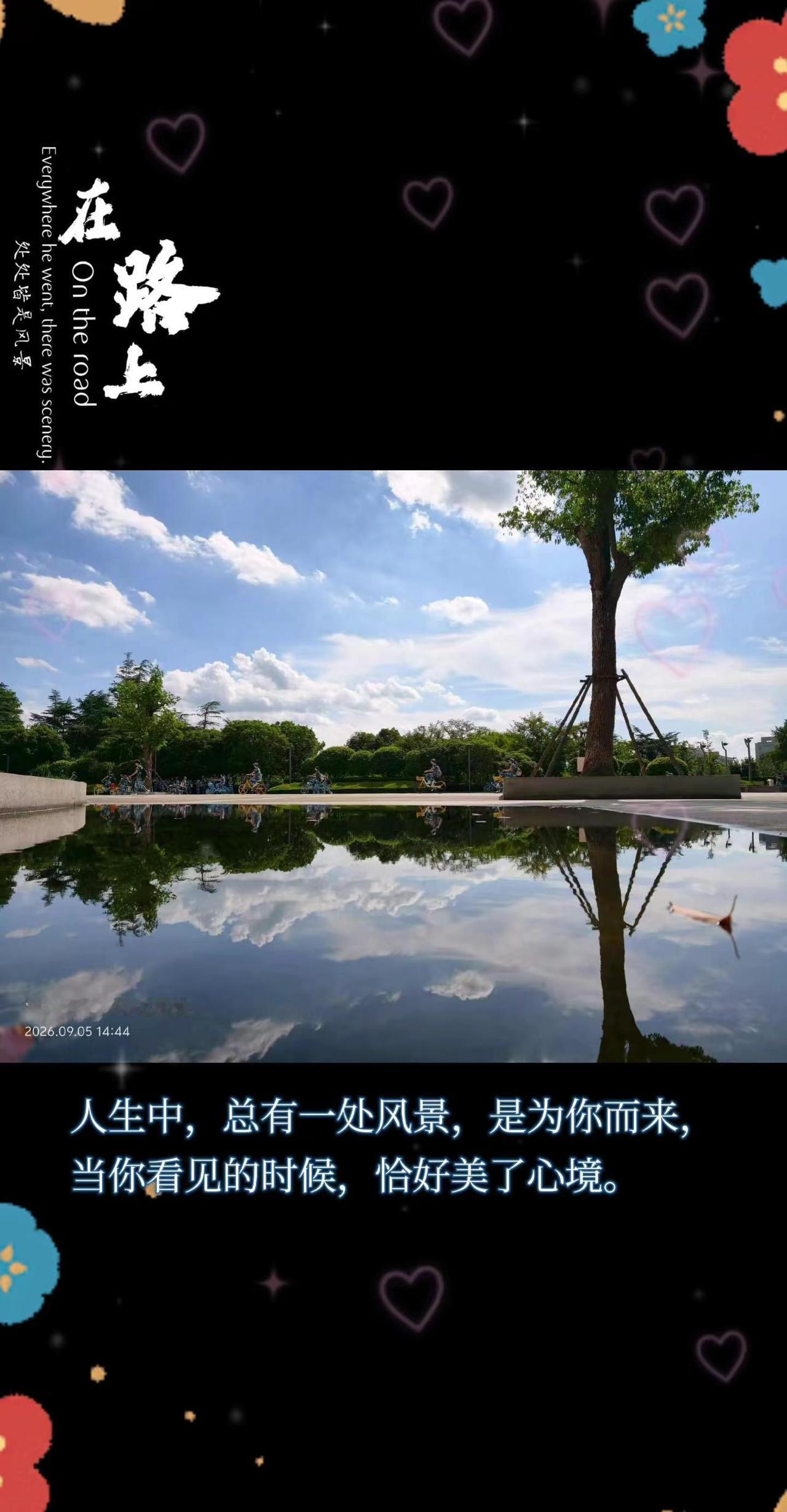 封锁挡不住创新，国产替代大势所趋。①摩尔定律（几何缩微）：通过不断缩小晶体管尺寸