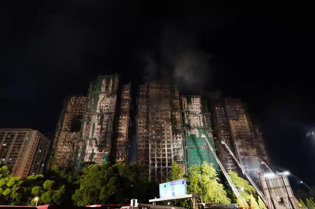 一个小区可以被烧完，那么一个城市有没有可能被烧毁？答案是完全有可能，我们引以为傲