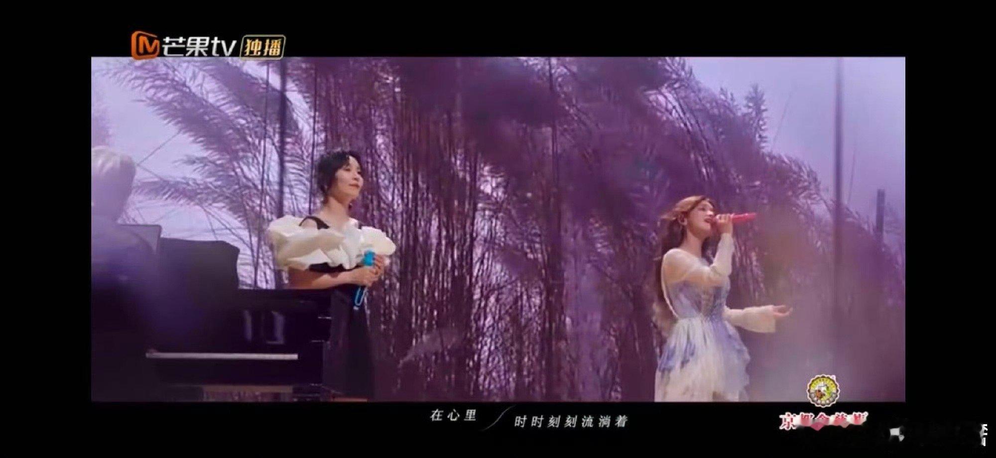 黄霄雲黄雅莉一点一滴想爸妈了黄霄雲黄雅莉用歌声诉说对父母的深深眷恋，她们以真情将