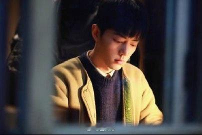 肖战角色集邮肖战的接戏规律也是被网友找到了，肖战来内娱演戏，就像是集邮，每个题材