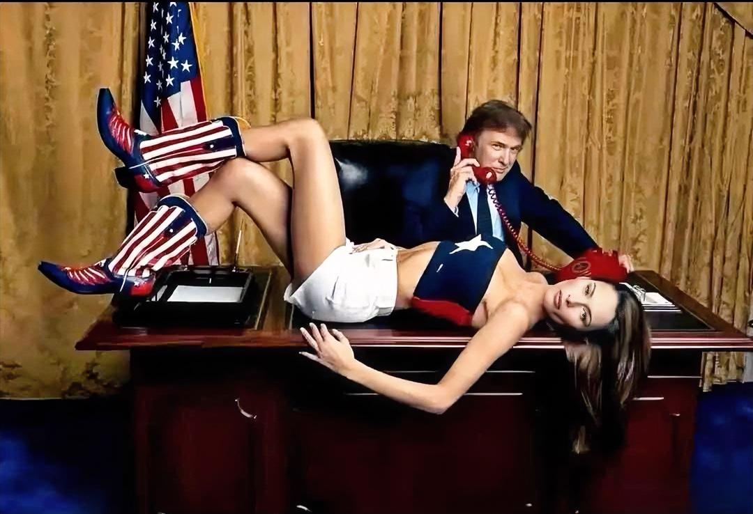 1999年，特朗普和梅拉尼娅的合照，当时两人还只是情侣关系。