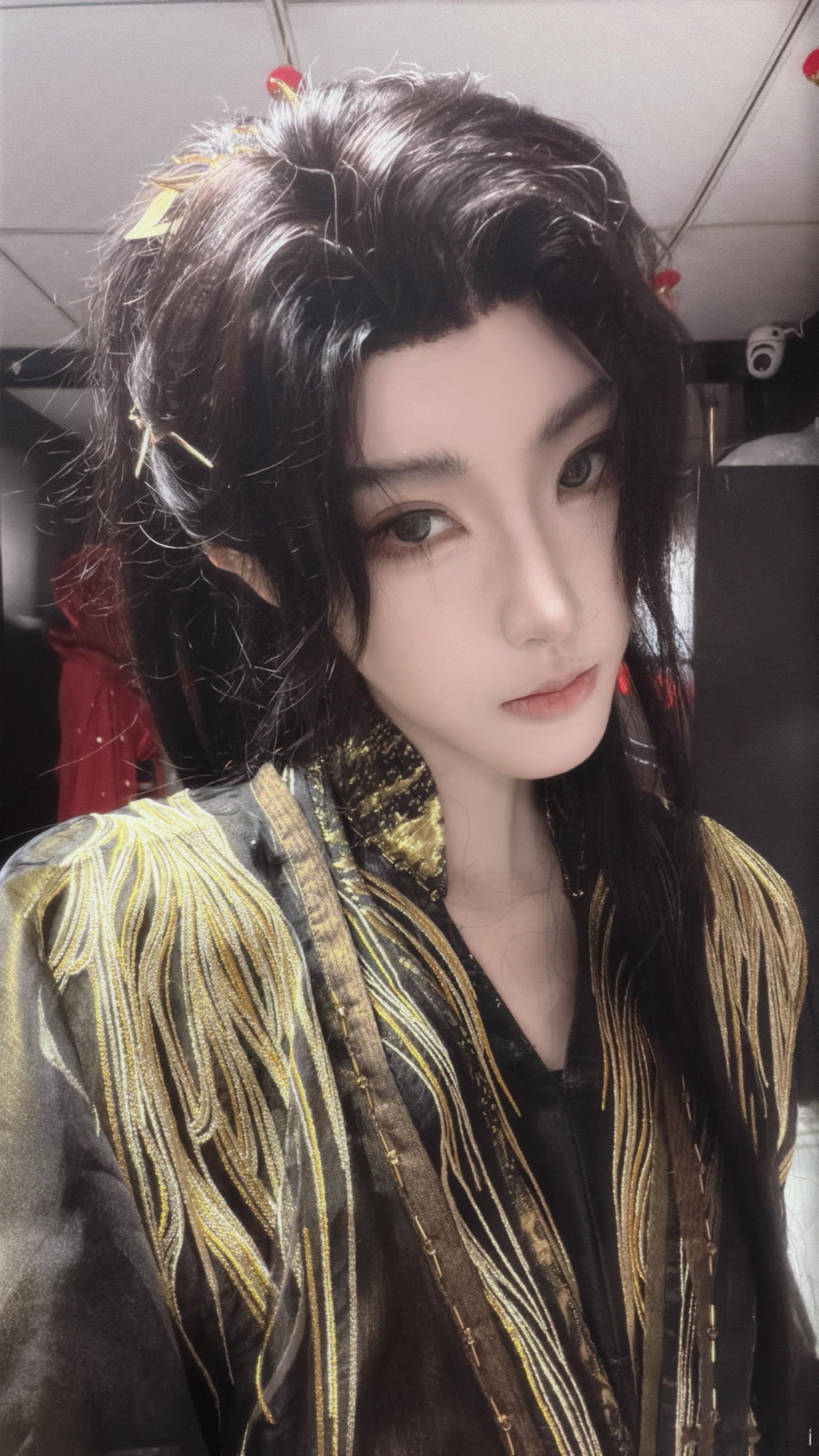 冬夏saki安柒Annie 正憬持续上班中 成都怎么可以这么热！！！！一瞬间想起