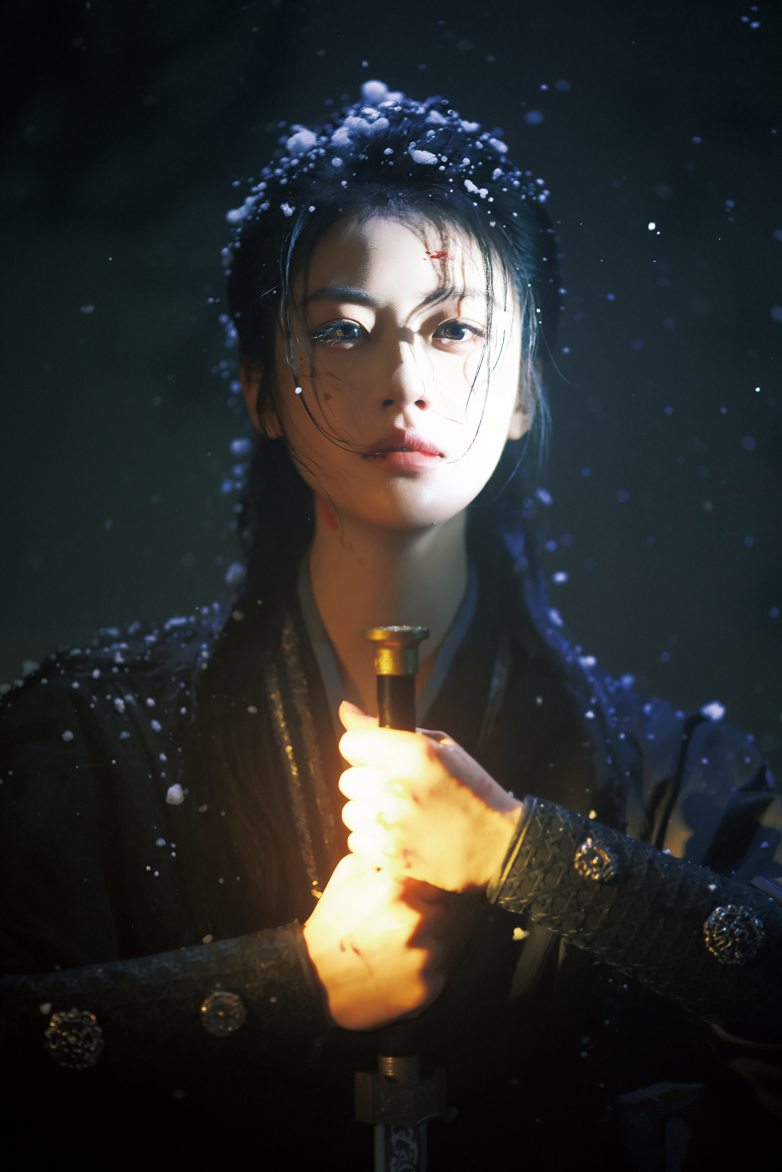 向涵之干脆发下写真网盘链接吧 的侠女感是刻在骨子里的吧！《定风波》里探案追凶，剧