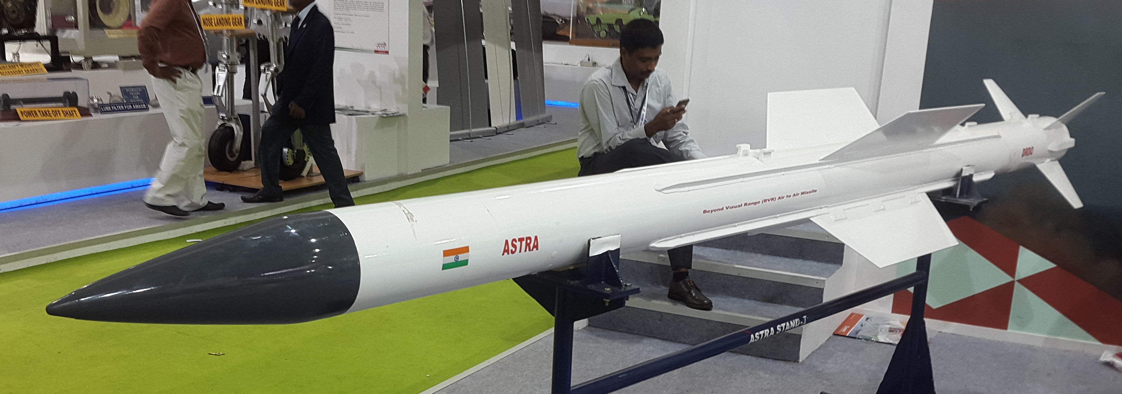 🇮🇳ASTRA MK-1在所有现代空对空导弹中拥有最高的寄生阻力、最差的弹道
