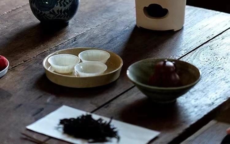 【命运击不垮把主动权攥在自己手里的人；健康不是天赐的运气，它来自日复一日的选择与