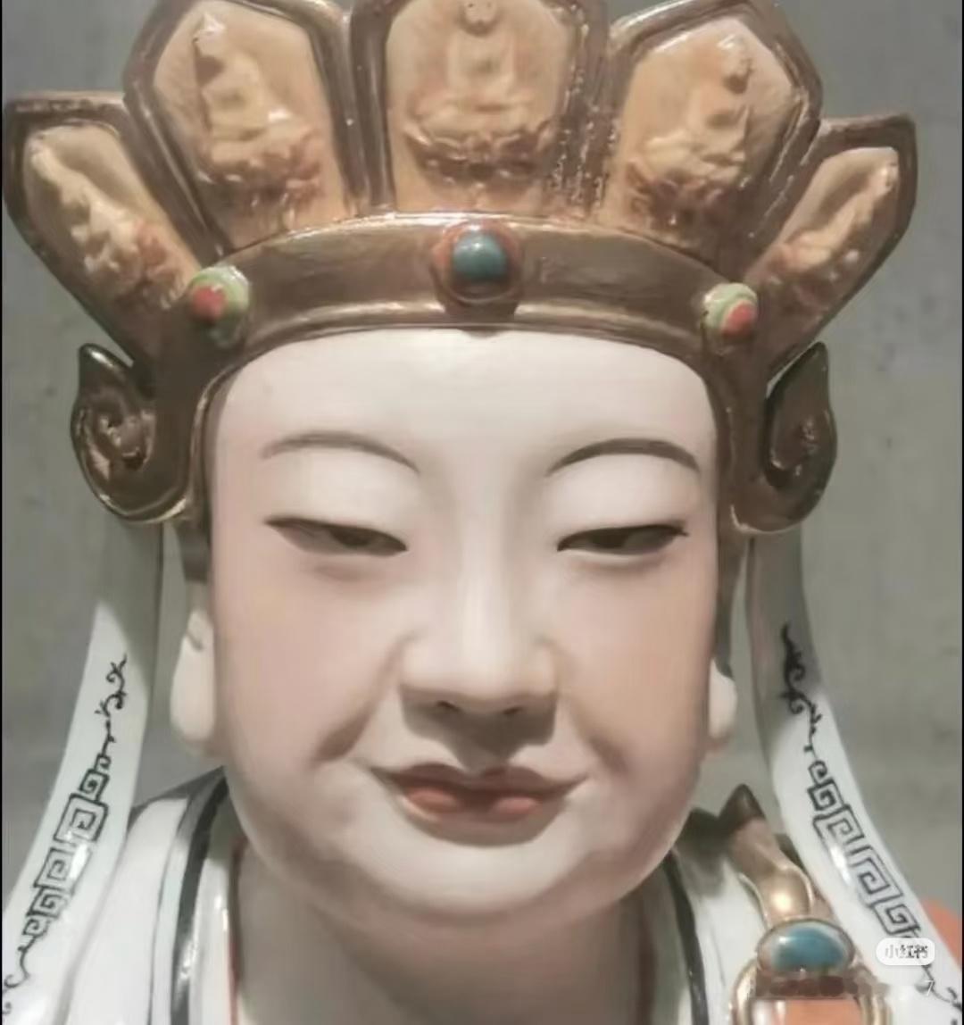 ss咋那么贱呢，不贴脸很难做到吗一点底线都没有了吗，手不要可以剁了 