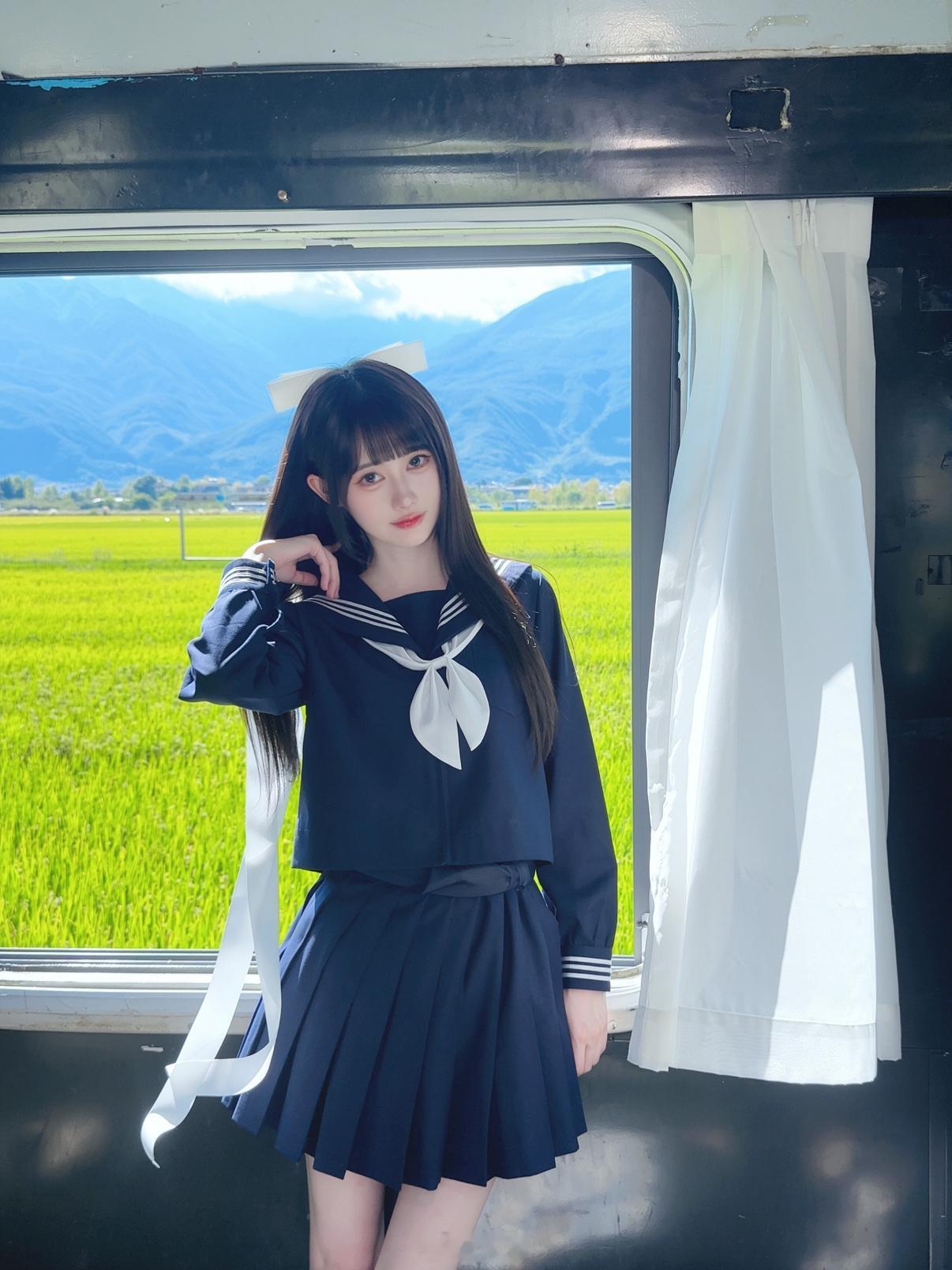 一人旅行的最后一天啦来都来了留个ip [熊猫]好久没穿jk制服了  ​​​