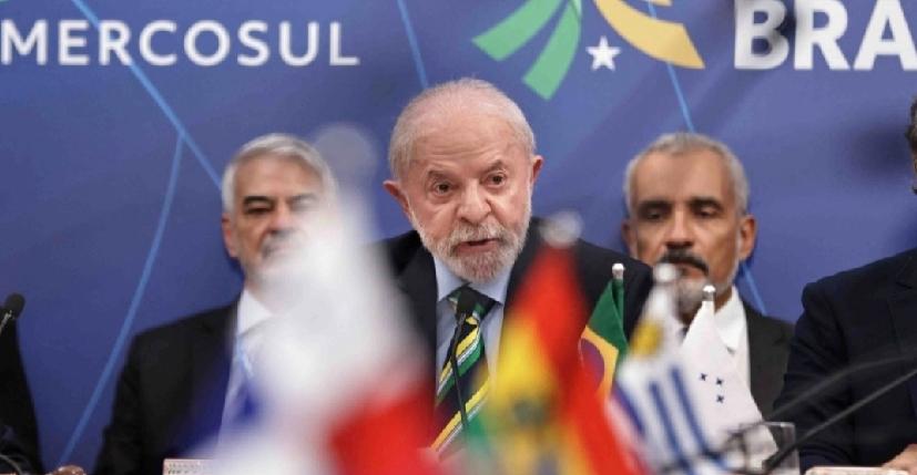 巴西总统卢拉于周六（20日）警告，若美国对委内瑞拉采取军事介入行动，将造成“人道