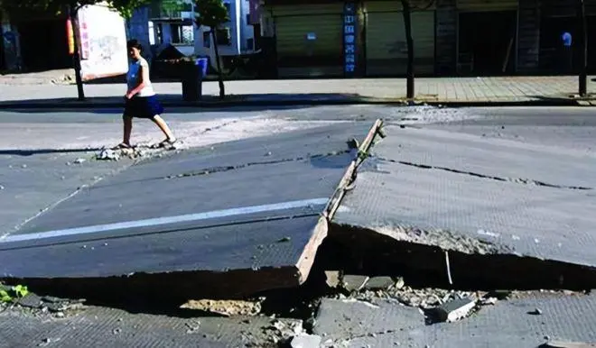 河南水泥路热到