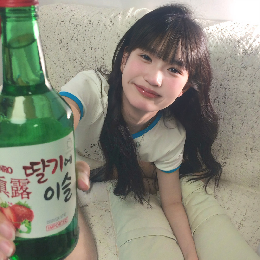 #女生头像[超话]#𝚂𝚑𝚊𝚛𝚎·女生头像˶ 'ᵕ' ੭ #头像##女生