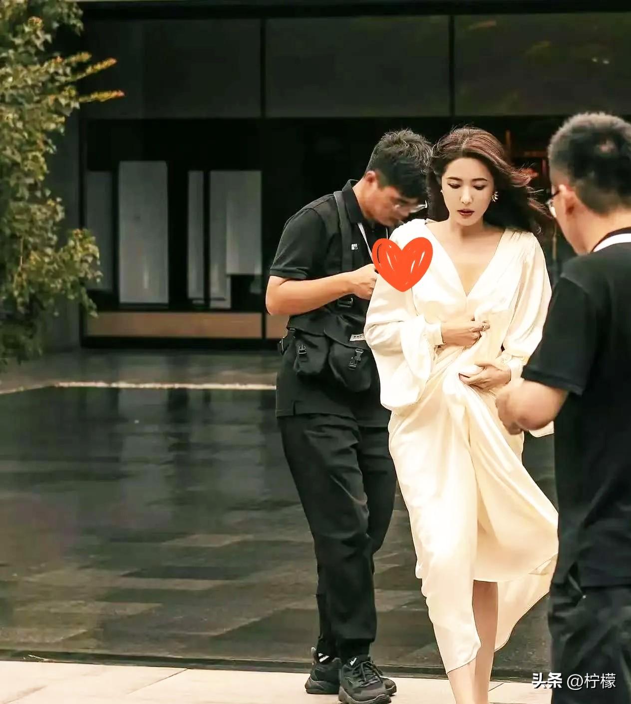 我的个老天爷呐！
我在深圳香蜜湖壹号碰到了谁？看起来真的太惊艳了，叫人看得都移不