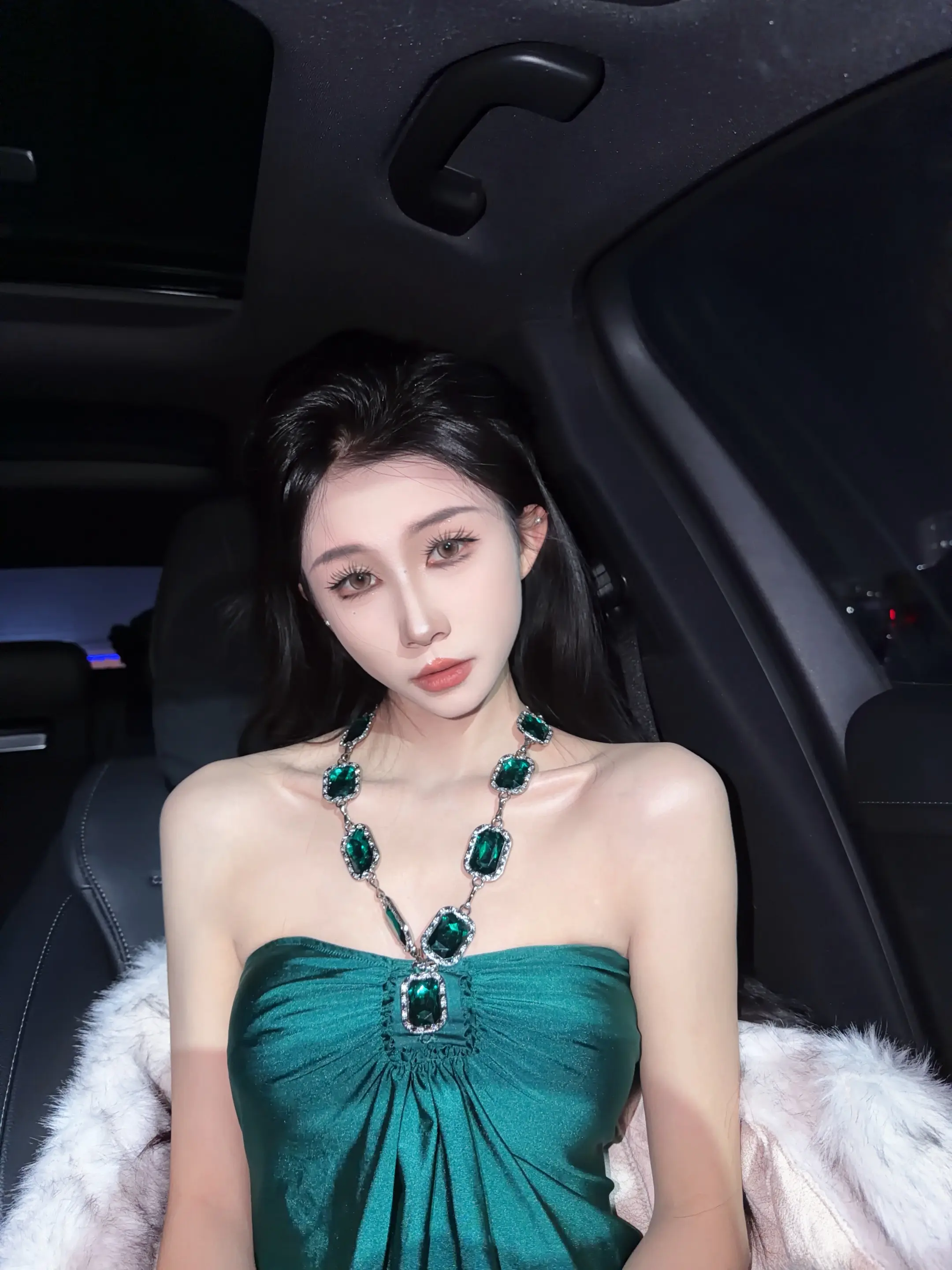 今年好好干 争取买件碎花裙 ，也感受一下polo衫的温柔。