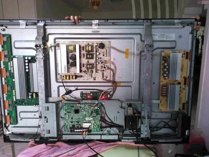 真闹心！电视机坏了！

大概2017年年底吧，我们在鄢陵实体店花3500元买了一