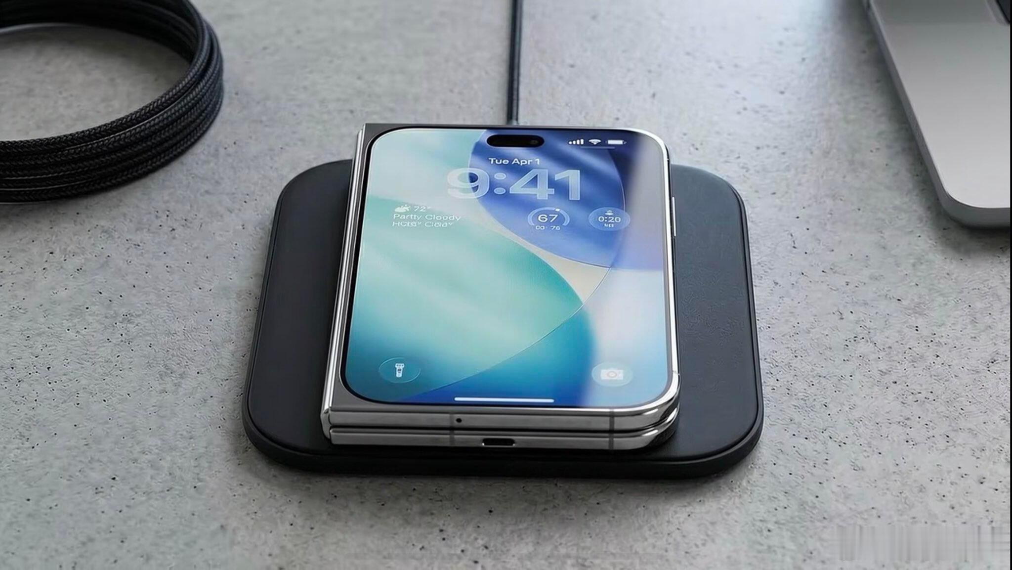 传疯了的iPhone Fold 