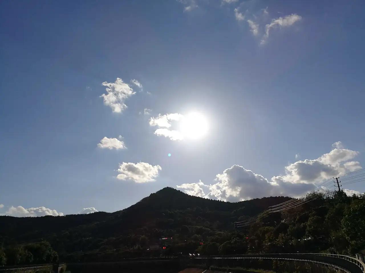 如今这个年代，即便同为七零后，可能思想观念也存在很大差异！
我是七零后，但思想观