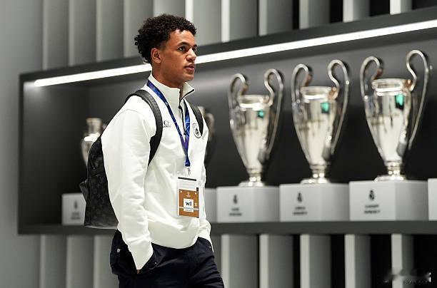 富勒姆 冬窗转会，有一笔转会以非常低调的方式进行完毕，双方俱乐部和球员自己都保持