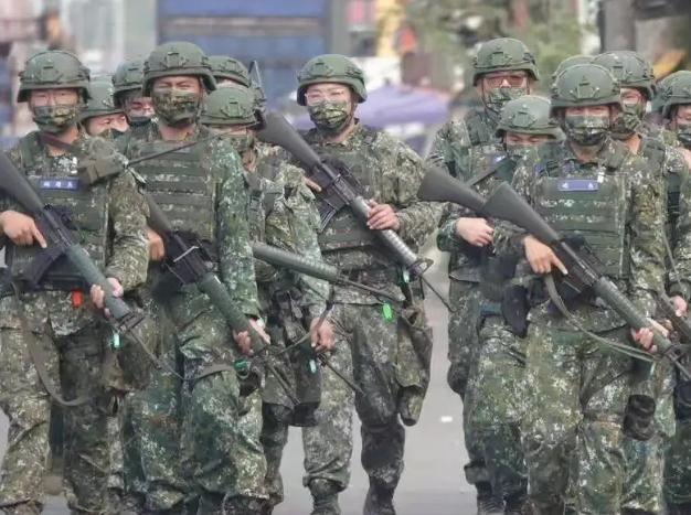 美国清醒了，中国解放台湾根本不需要登陆。他们算计了几十年，突然发现中国就没打算用