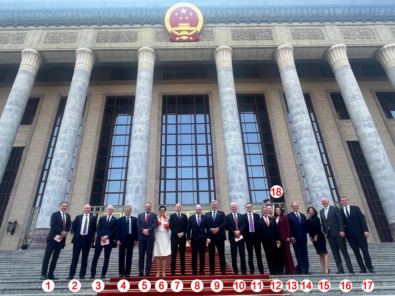 不查资料，一口气说出5个人的名字算你强！