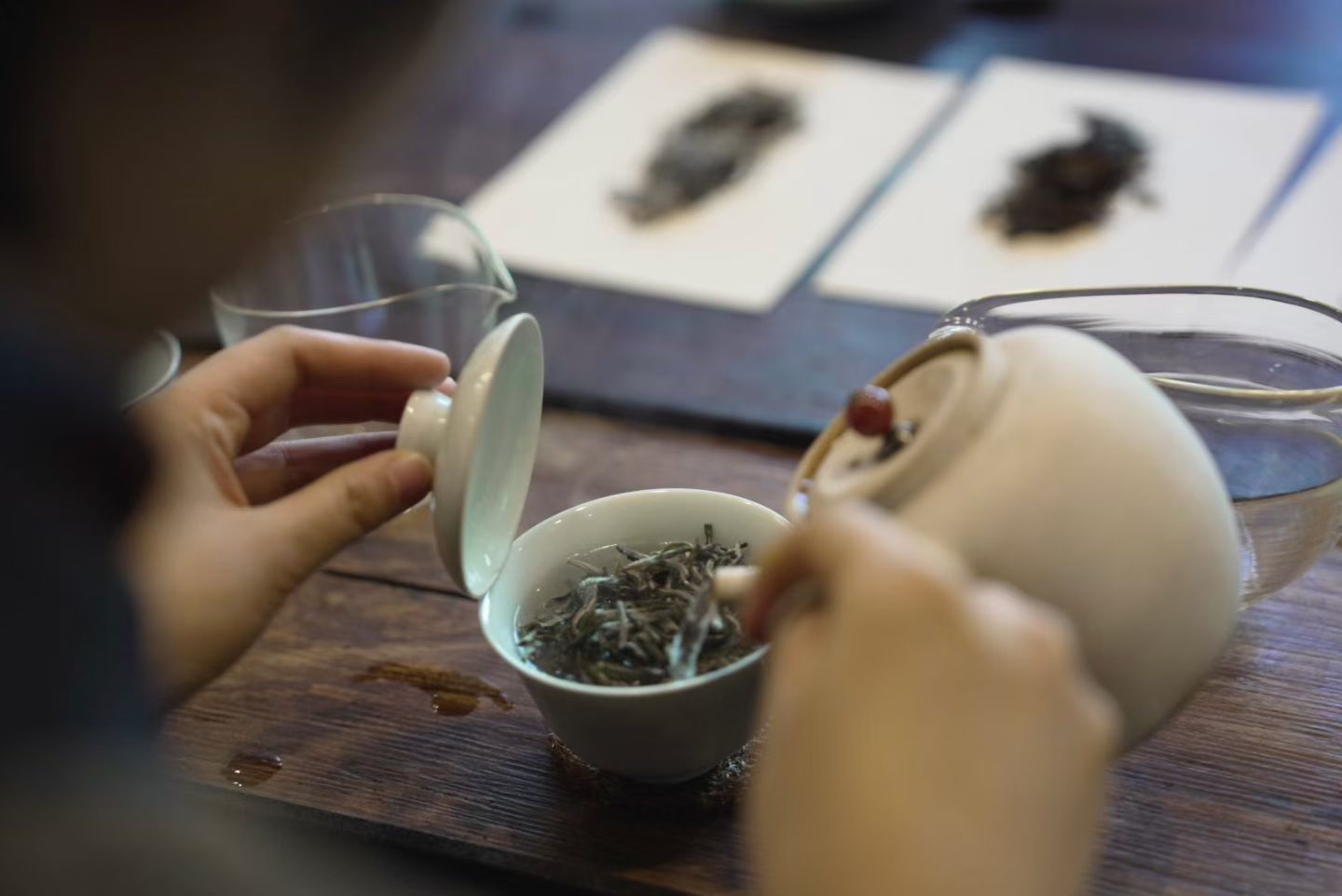 茶道  茶叶的魅力，正如茶汤的骨感一样只有你越是懂他，越是能带给你惊喜！ 