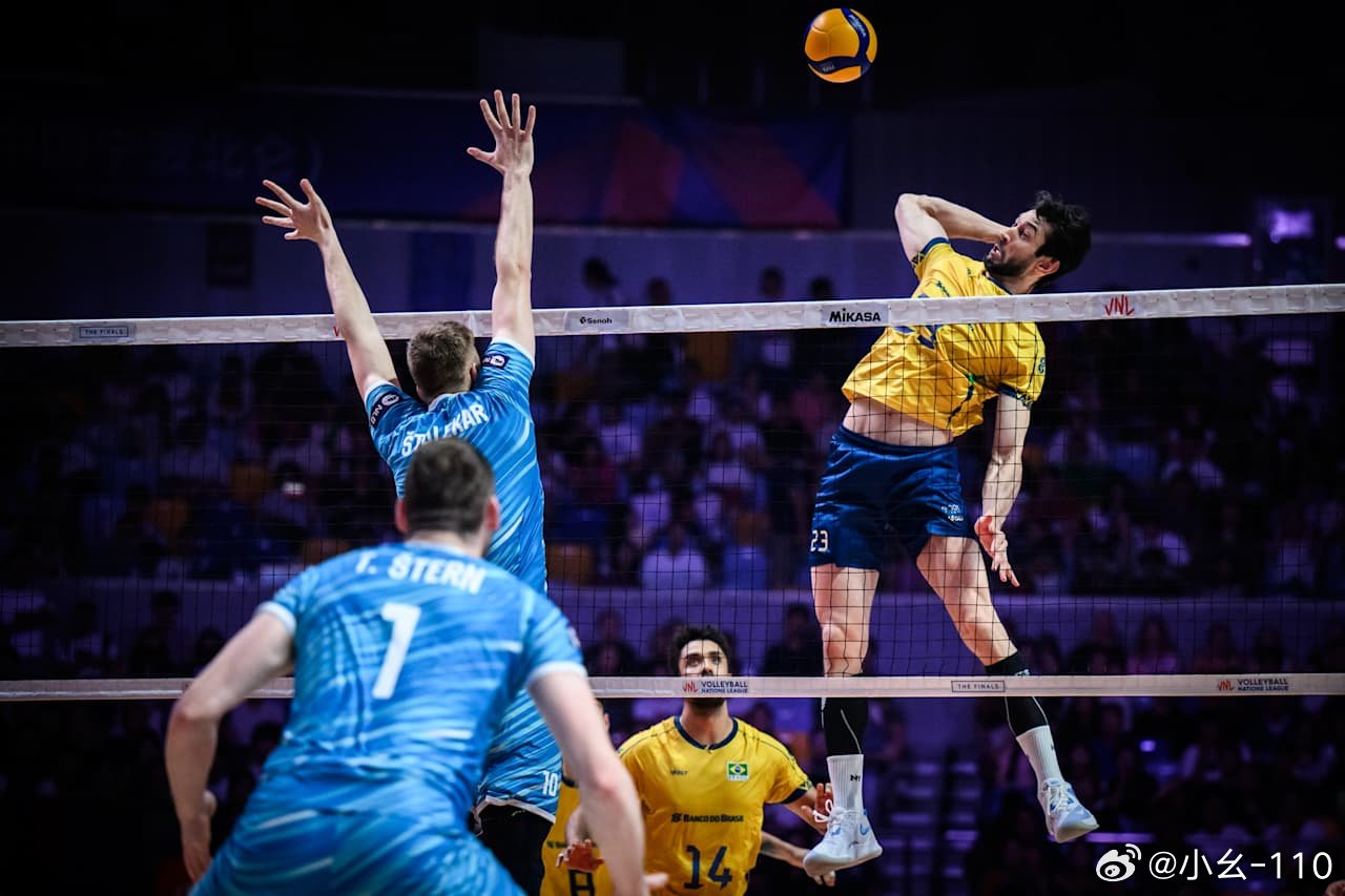 vnl2025 男排第115场，季军战巴西3-1斯洛文尼亚，四局比分23-25、