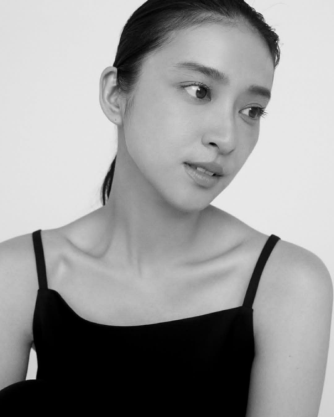 日娱新闻武井咲 Emi TakeiFALL 2026Launched in Au