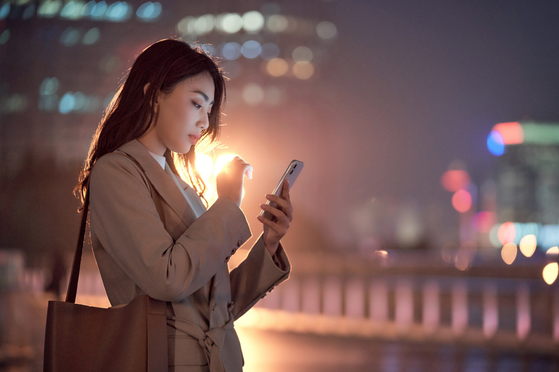 5月起未经同意不得发送商业短信 哇这真的太好了，还有推销电话也建议管管！真的好烦