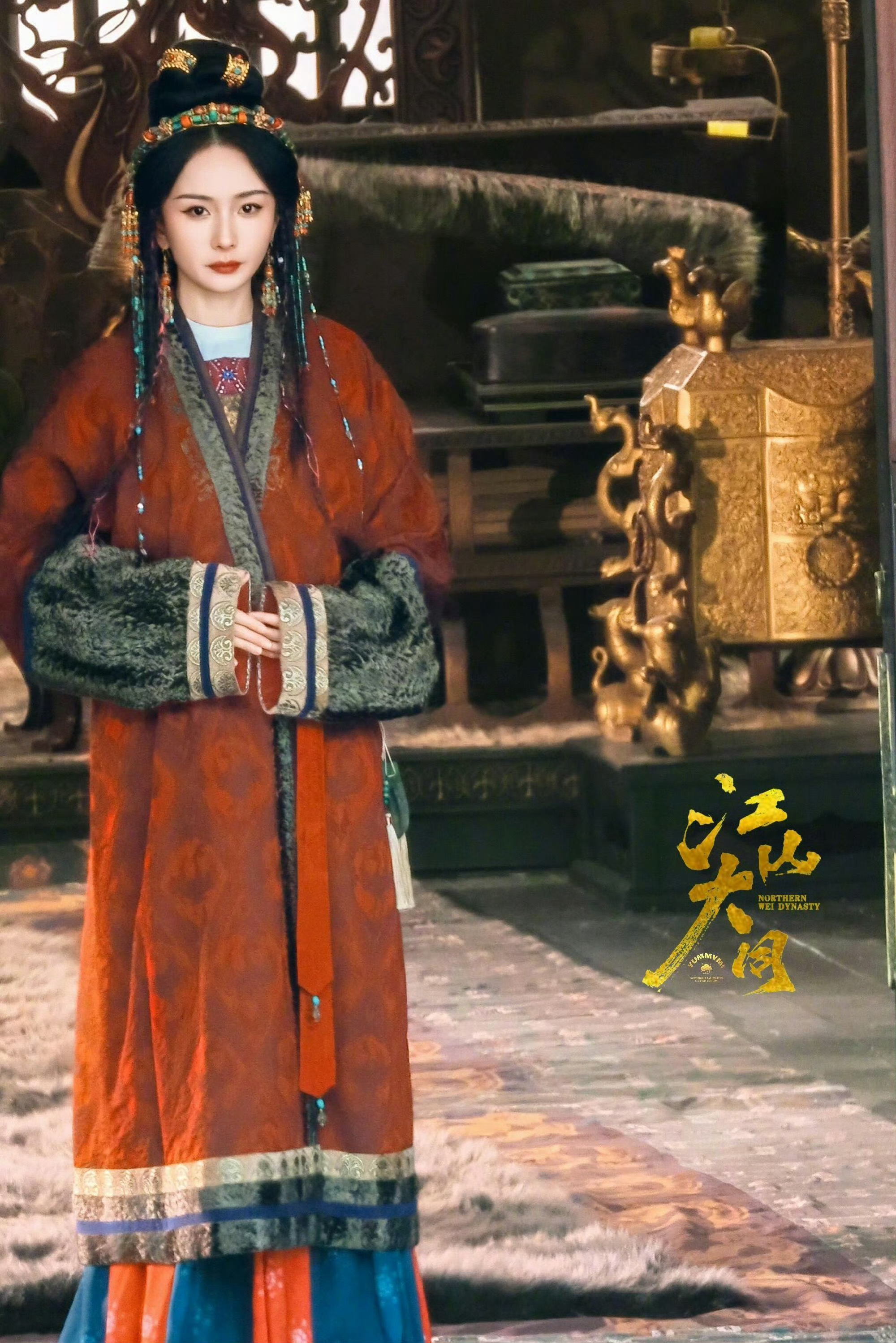 杨幂江山大同和亲路透谁被杨幂和亲路透戳中破碎感！没有繁花相送，只剩一身沉甸甸的宿