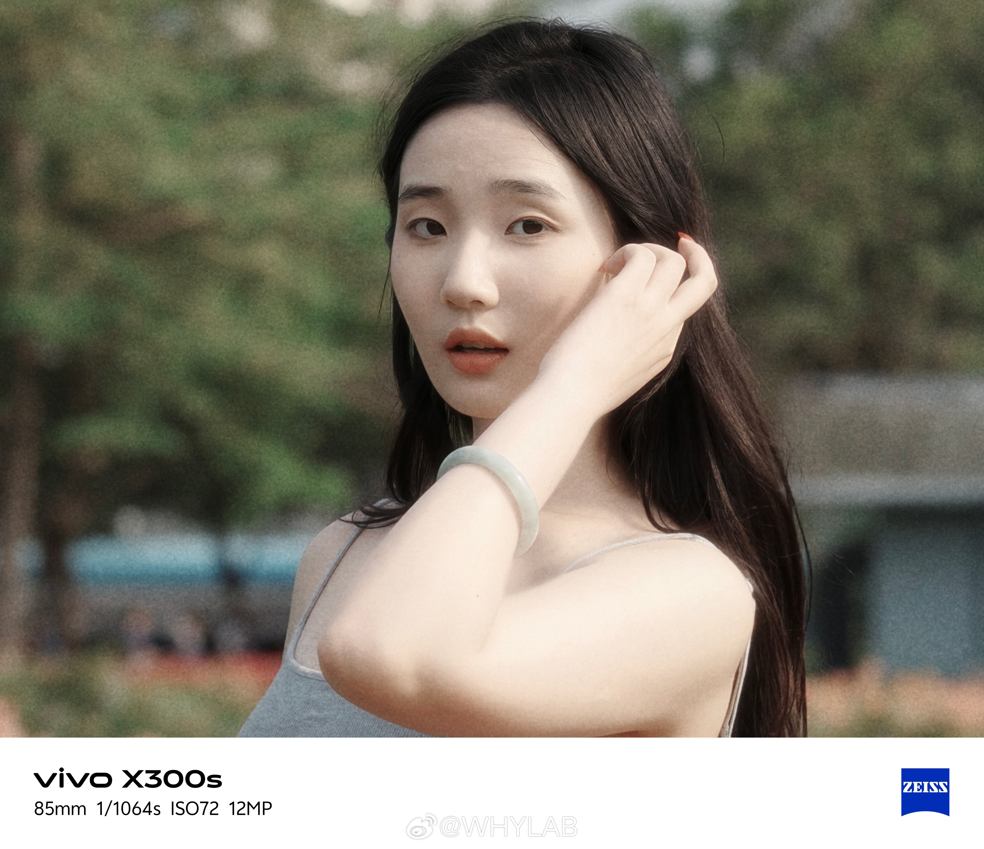 vivo X300s 这台超能小 V 单，体验了一段时间，新的蓝图原生色彩，成片