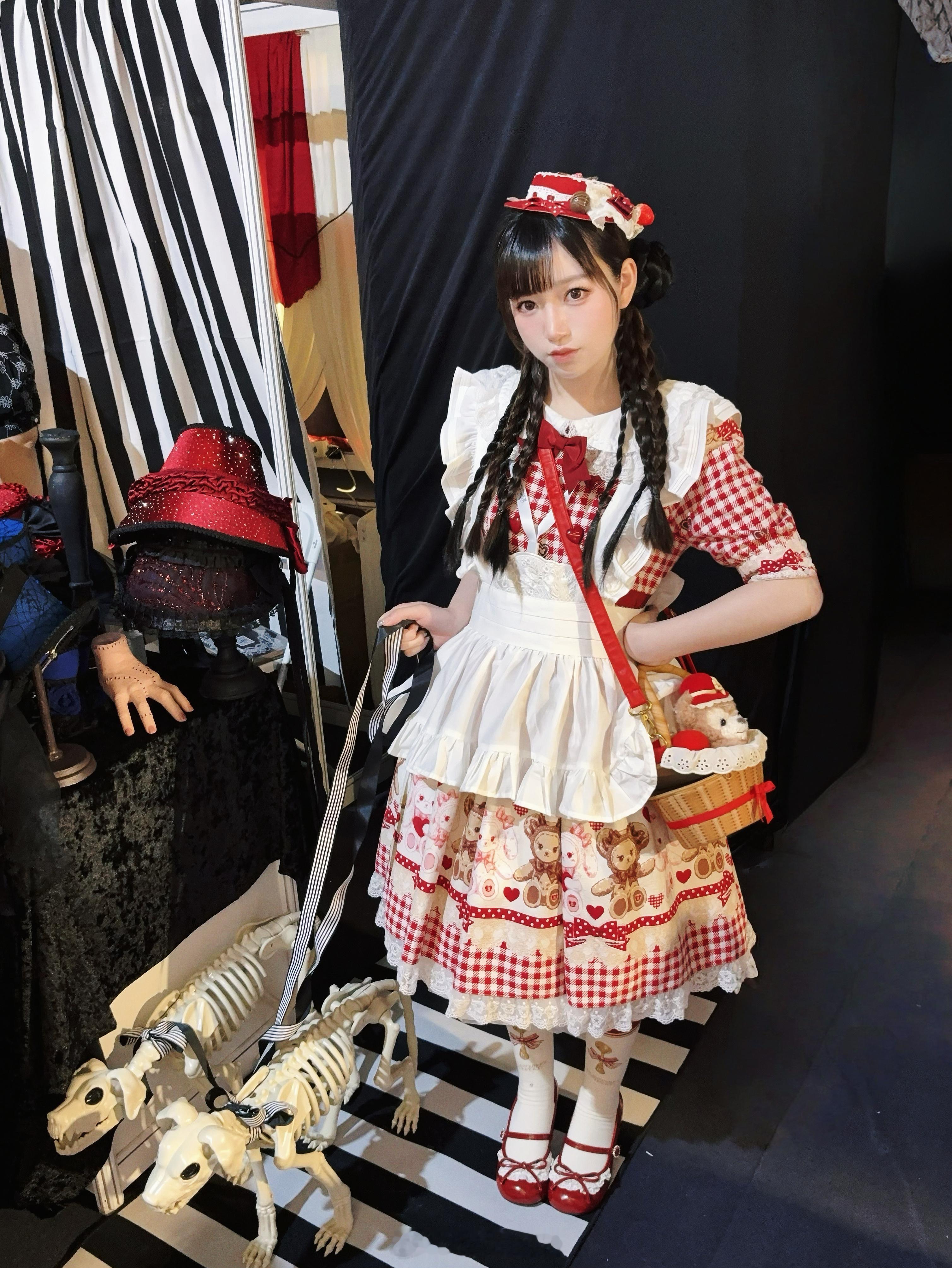 很少穿红色耶 lolita日常