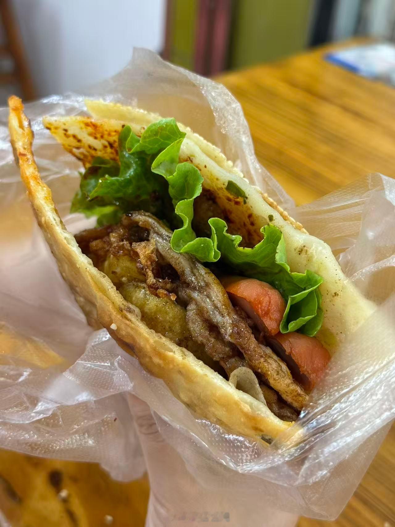 安徽人自己的汉堡包🍔——烧饼夹里脊 合肥·周记肉夹饼(九华山路店)