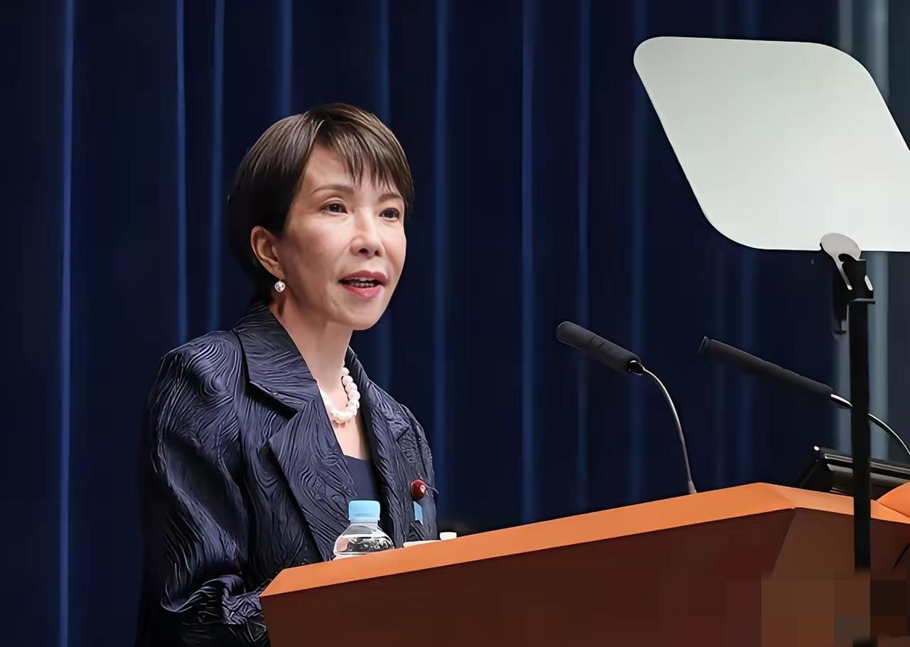 4月7日，日本高市早苗政府突然官宣一个震动全球的决定：这个月内正式废除防卫装备出