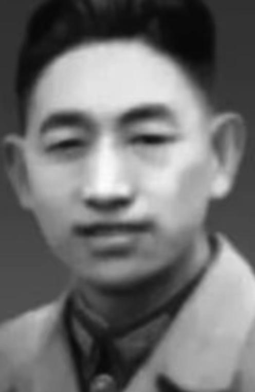 1949年地下工作者被敌人软禁，情报彻底送不出去，妻子仅凭一通家常电话，借襁褓婴