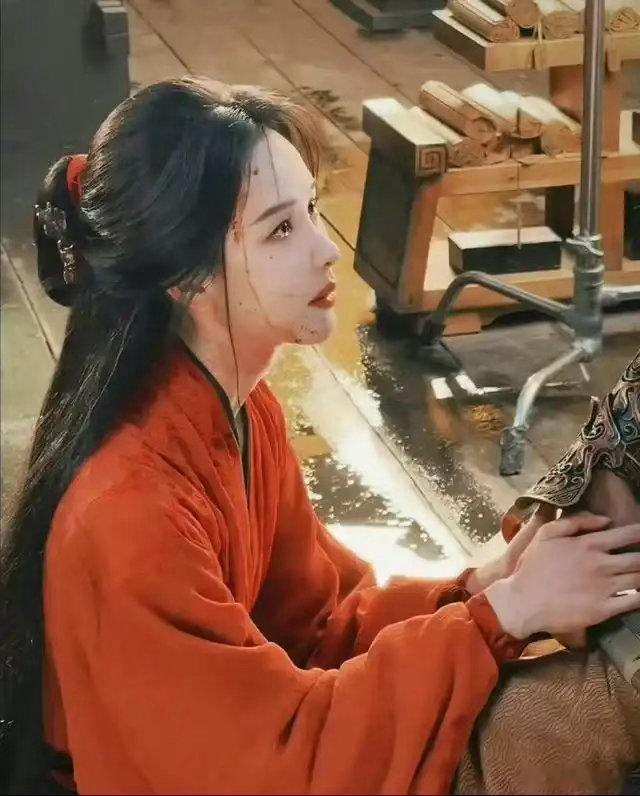 陈都灵《不醒》弃曾舜晞改常华森，优酷这波算盘碎了一地 