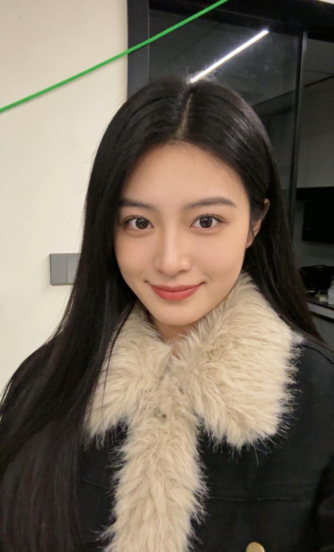 直发好还是烫发好？