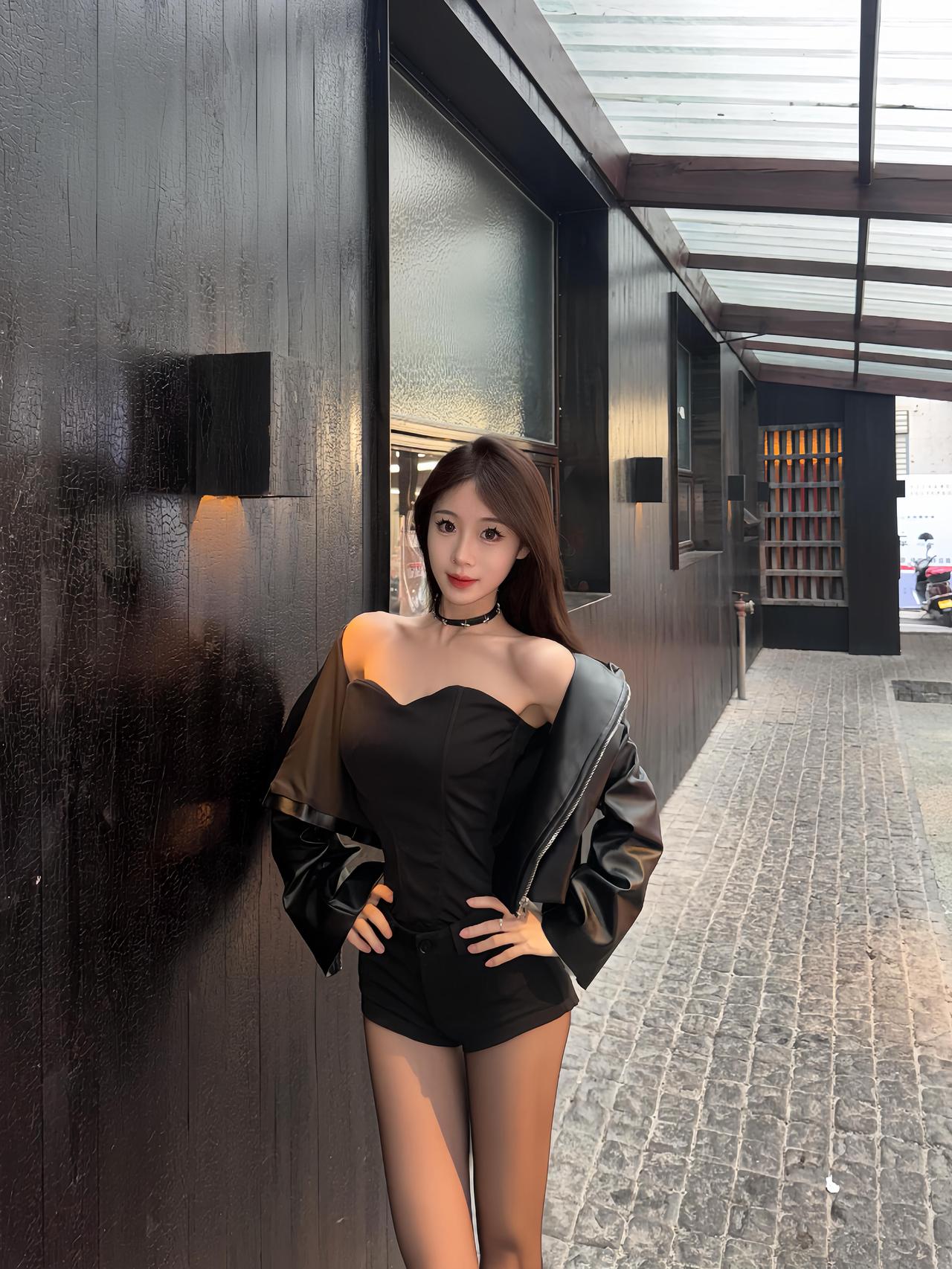 皮衣依旧是秋冬主场~