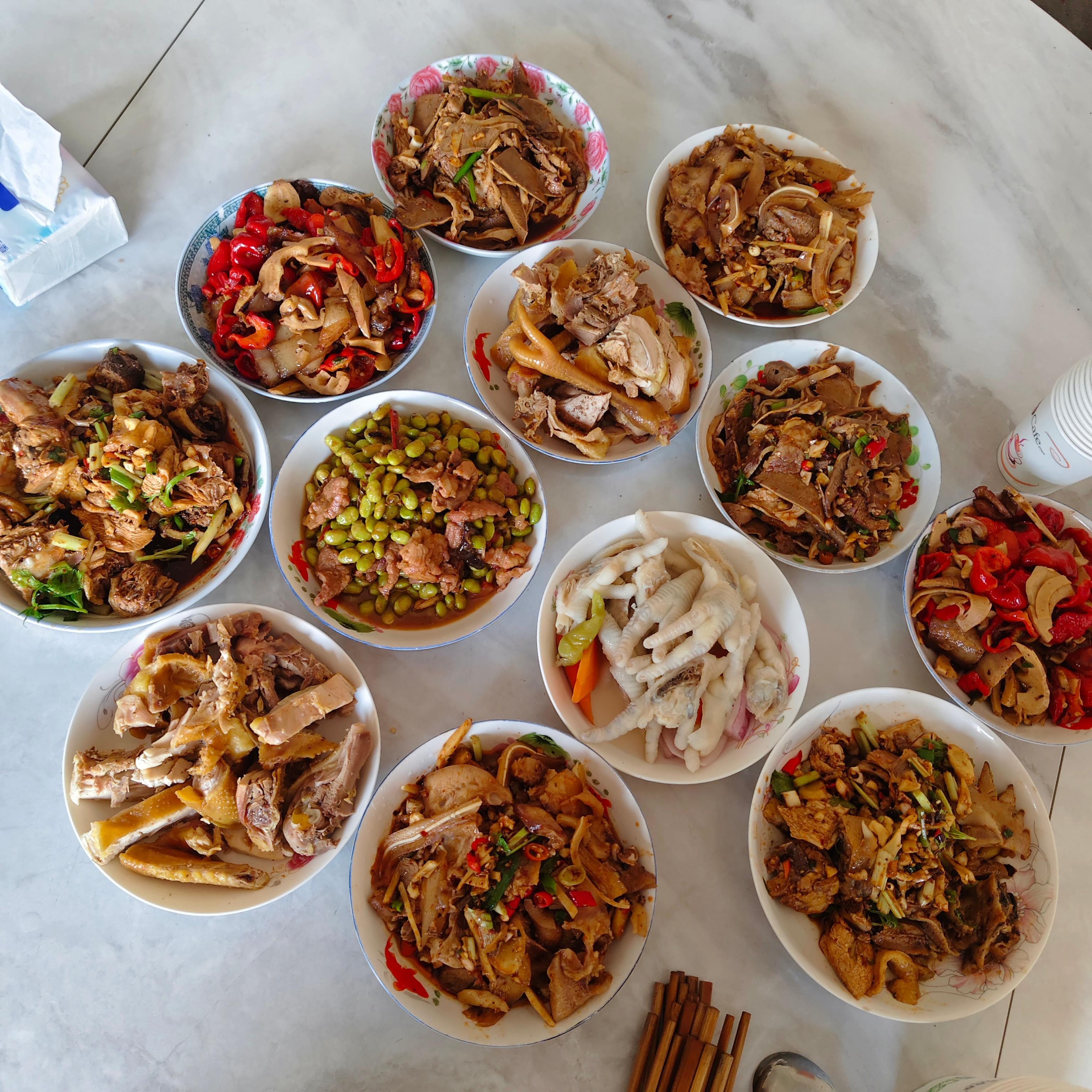 吃饭饭 ​​​