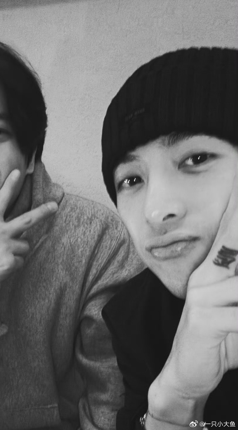 俺们村里的哪受得了王嘉尔此等美貌啊我天呢