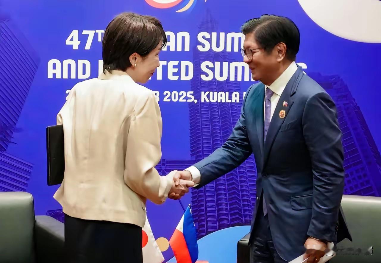 日本首相高市早苗今天发文说：“我收到了菲律宾总统小马科斯发来的温馨祝贺，对此表示